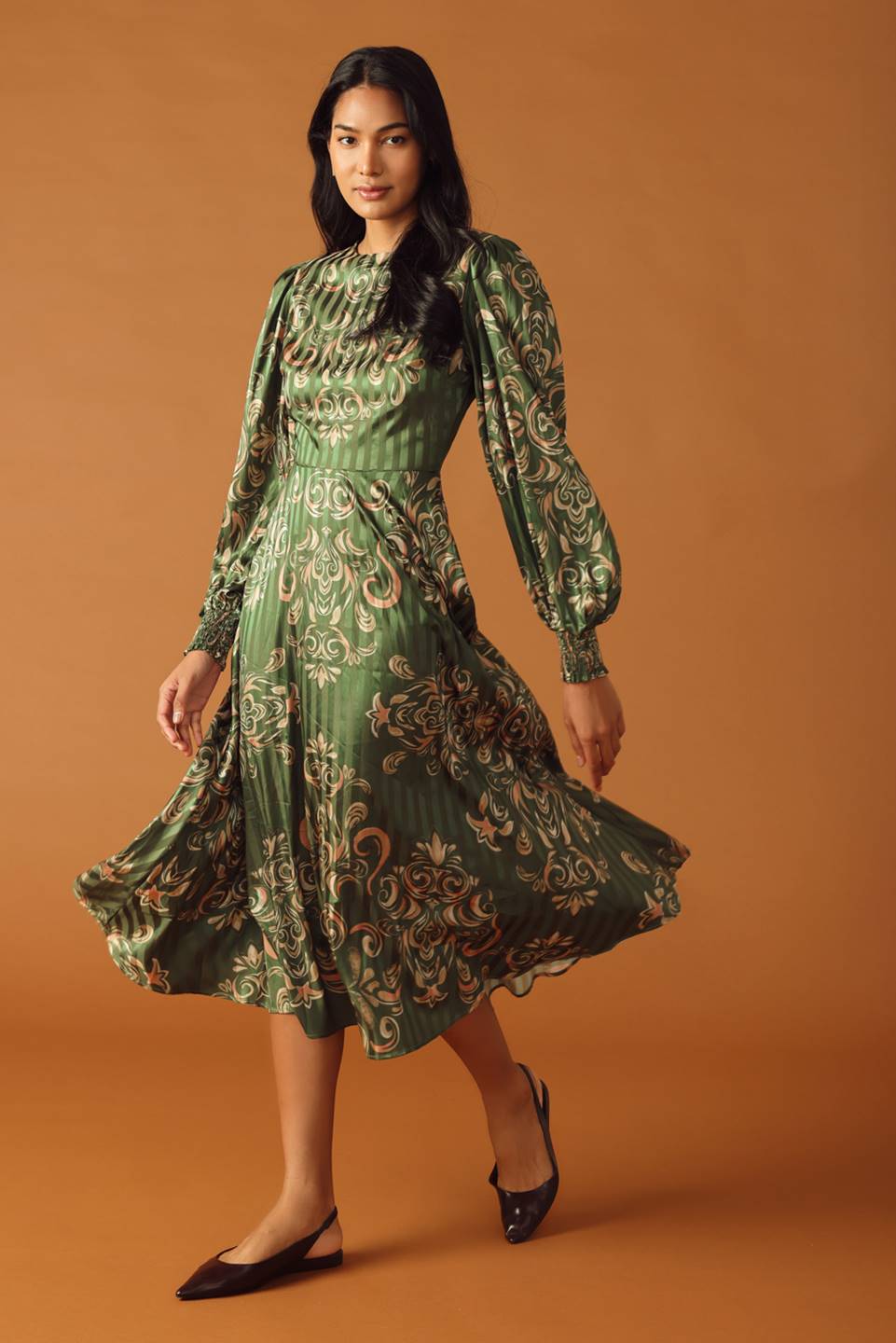 MOMENTS OF CLARITY WOVEN MIDI DRESS Flying Tomato