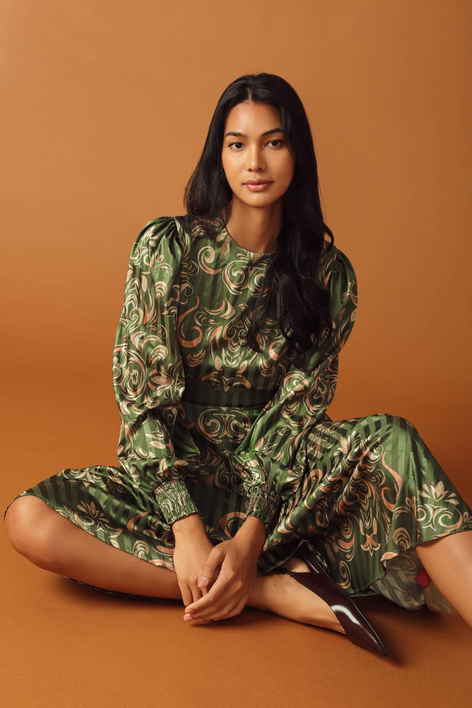 MOMENTS OF CLARITY WOVEN MIDI DRESS Flying Tomato