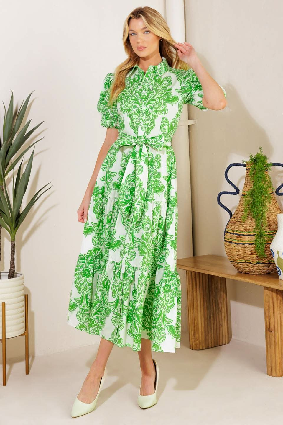 Charming Printed Midi Dress with Puff Sleeves