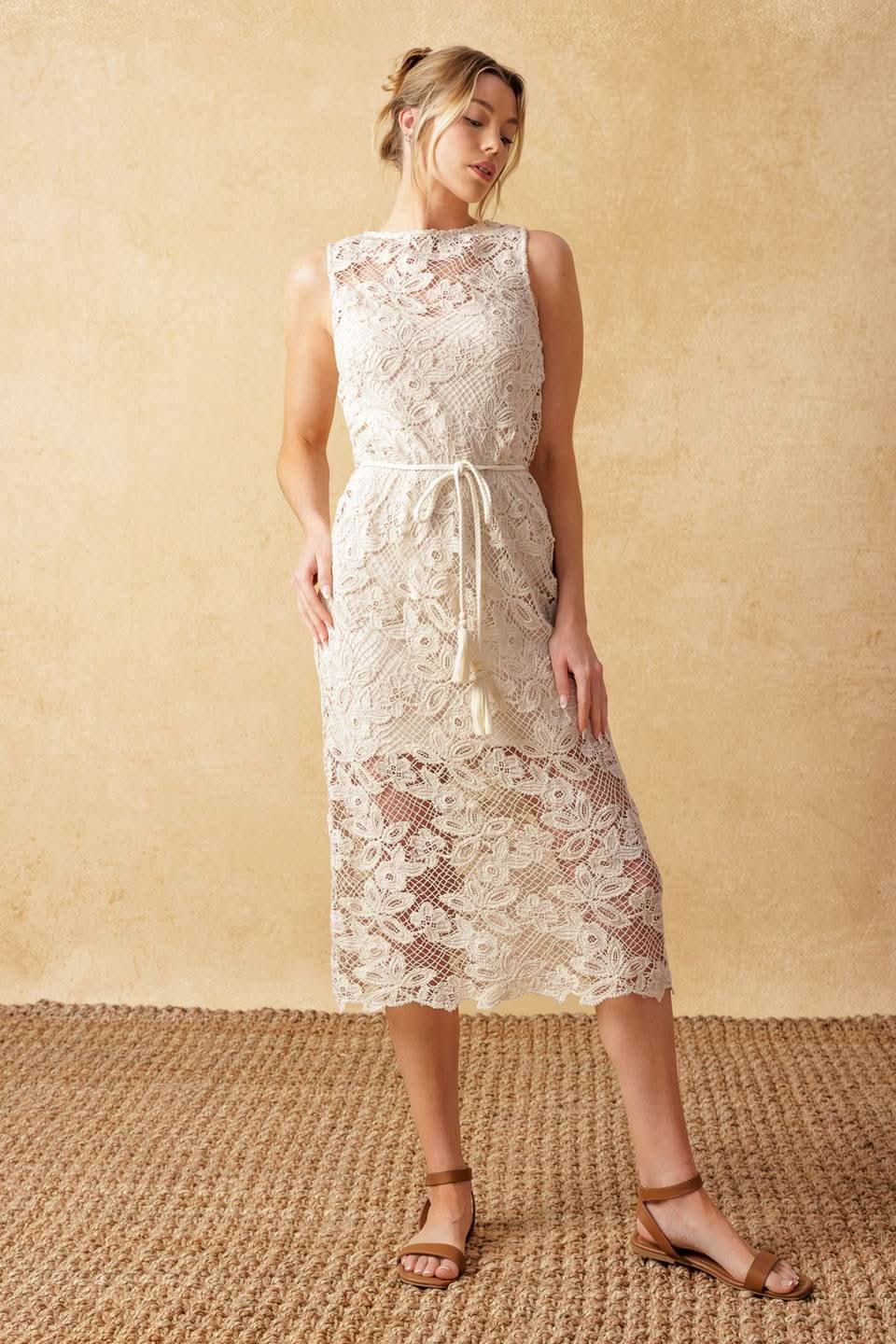 ELEGANT LACE MIDI DRESS WITH BRAIDED BELT