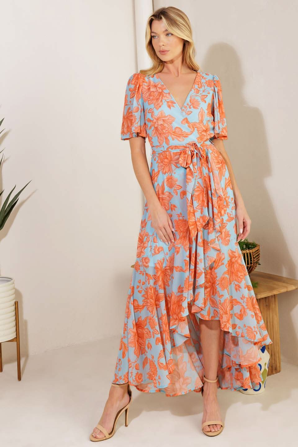 WOVEN FLUTTER SLEEVE DRESS