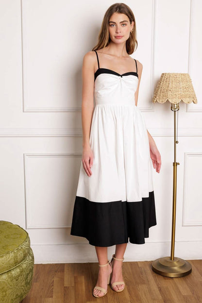 HEARTBEAT MIDI DRESS WITH SWEETHEART NECKLINE