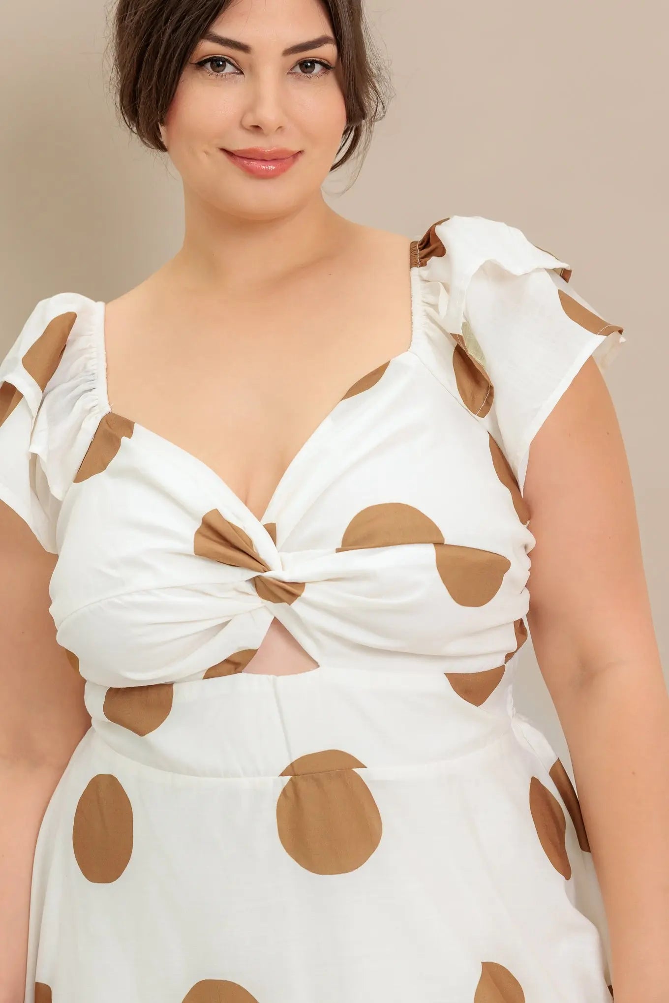 Mojito Mood Polka Dot Woven Midi Dress With Sweetheart Neckline Flying Tomato