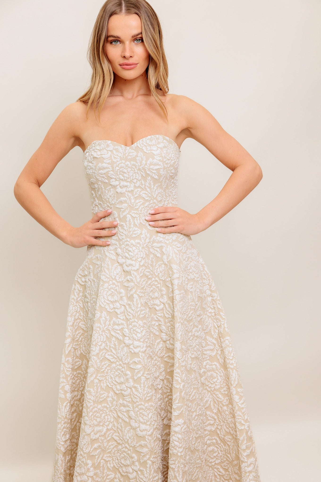 ELEGANT BLOSSOM WOVEN MIDI DRESS Flying Tomato