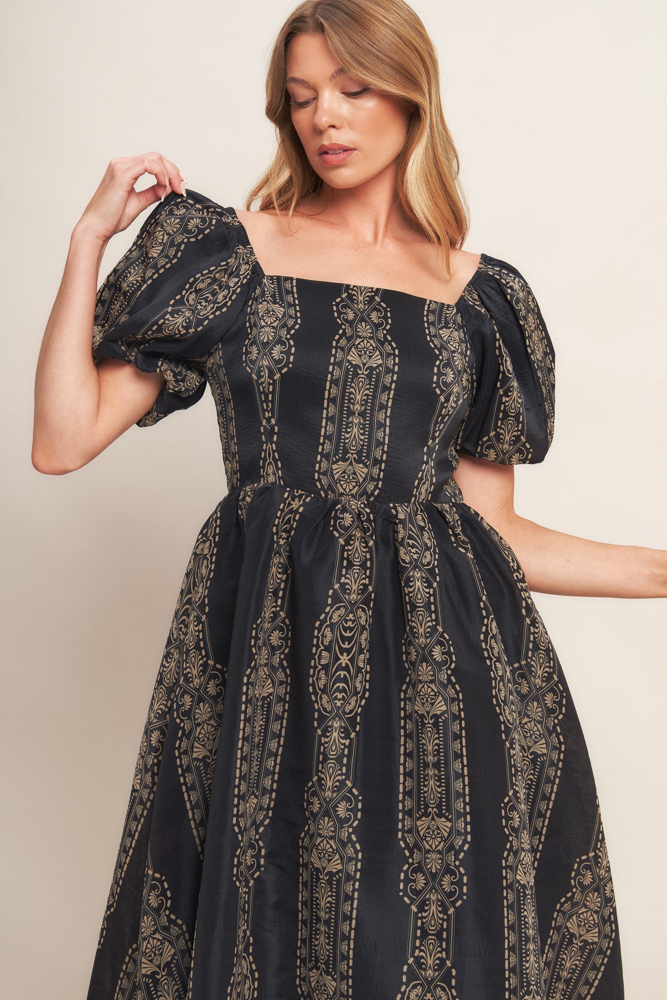 VINTAGE SQUARE WOVEN MIDI DRESS Flying Tomato