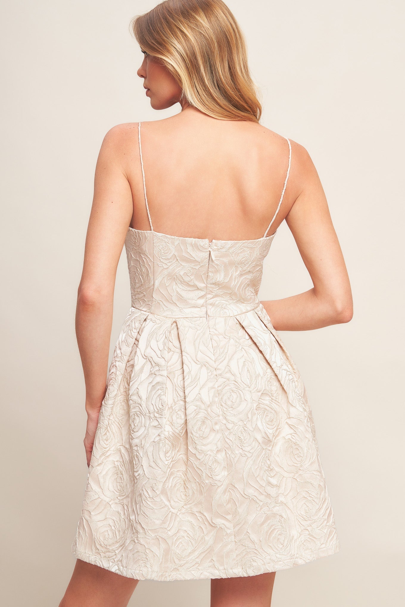 ROMANTIC GARDEN WOVEN MINI DRESS Flying Tomato