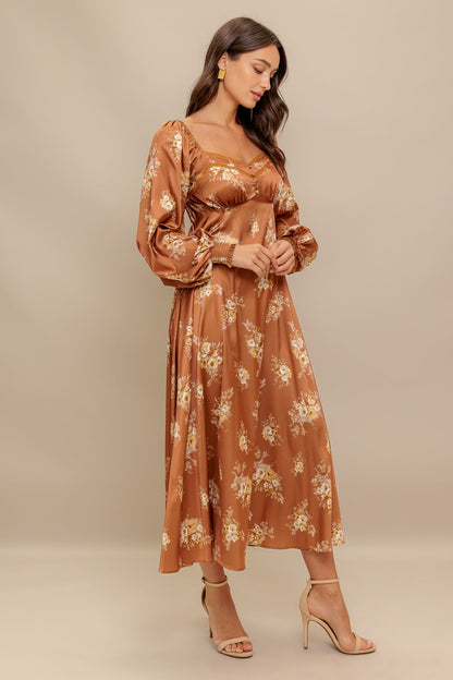 Caramel Sunset Woven Midi Dress With Sweetheart Neckline