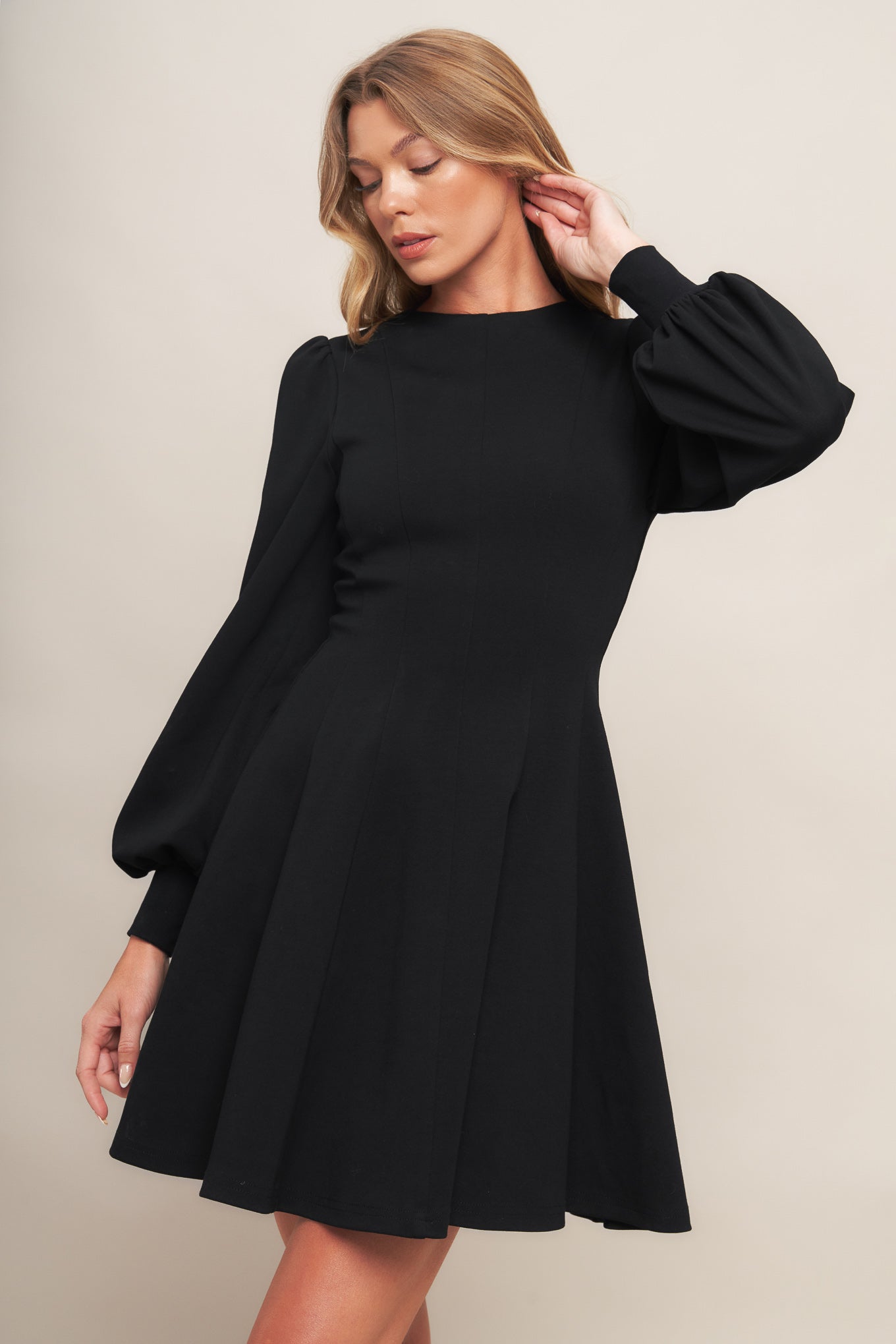 BLACK SWAN HEAVY KNIT MINI DRESS Flying Tomato