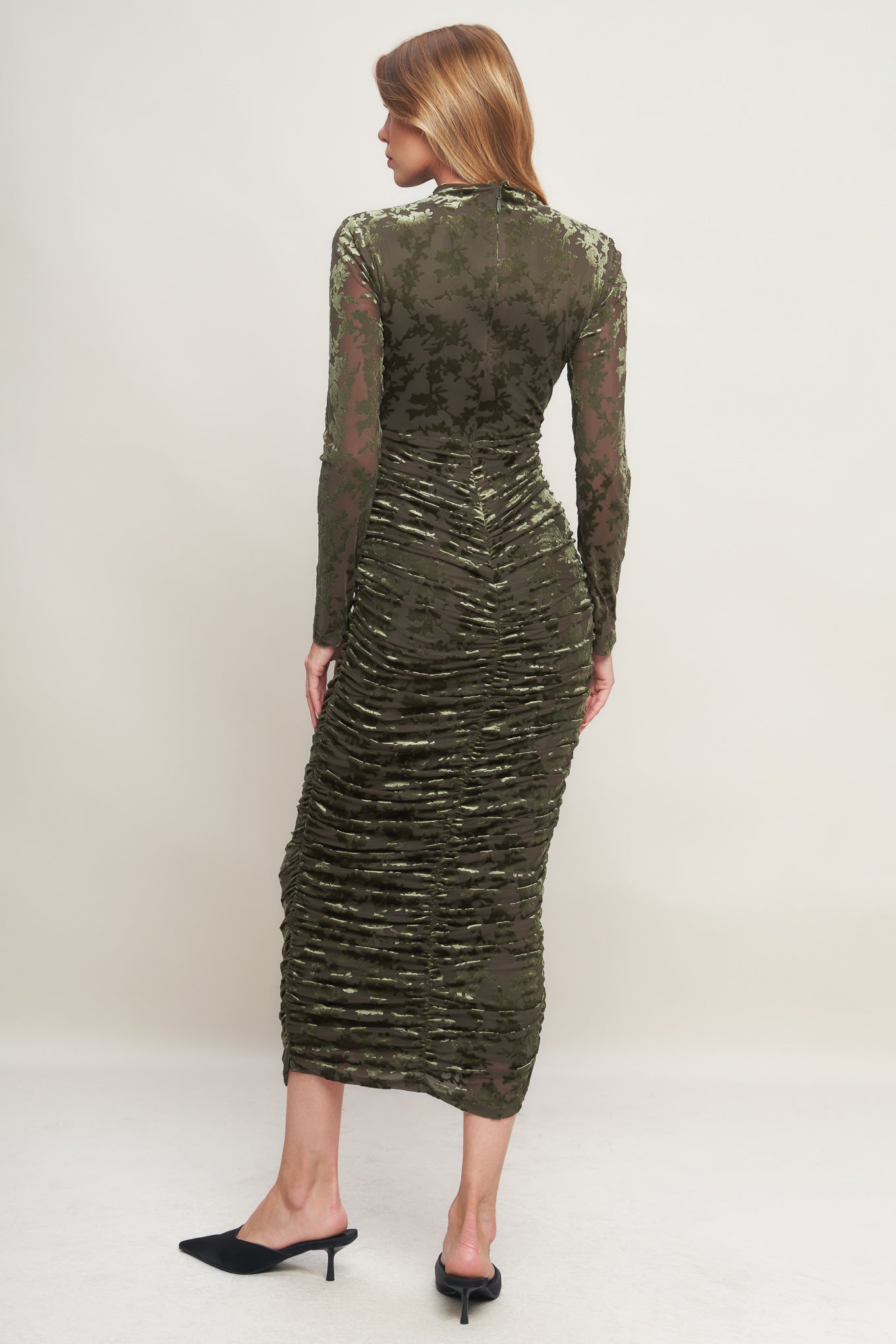 NIGHTSHADE GLAMOUR VELVET MIDI DRESS Flying Tomato