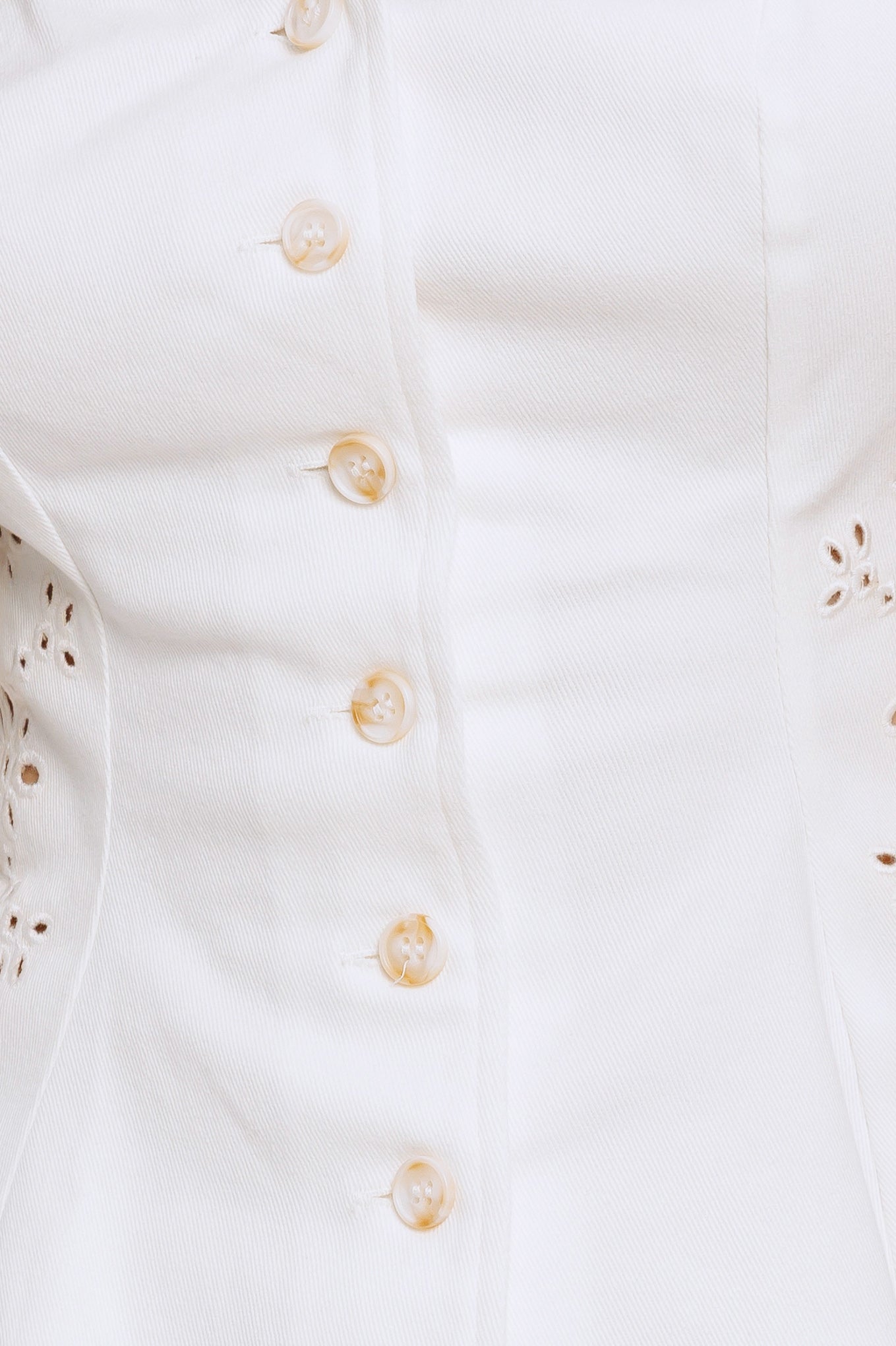 Soft Harvest White Sweetheart Neckline Sleeveless Button Front Eyelet Embroidery Flying Tomato