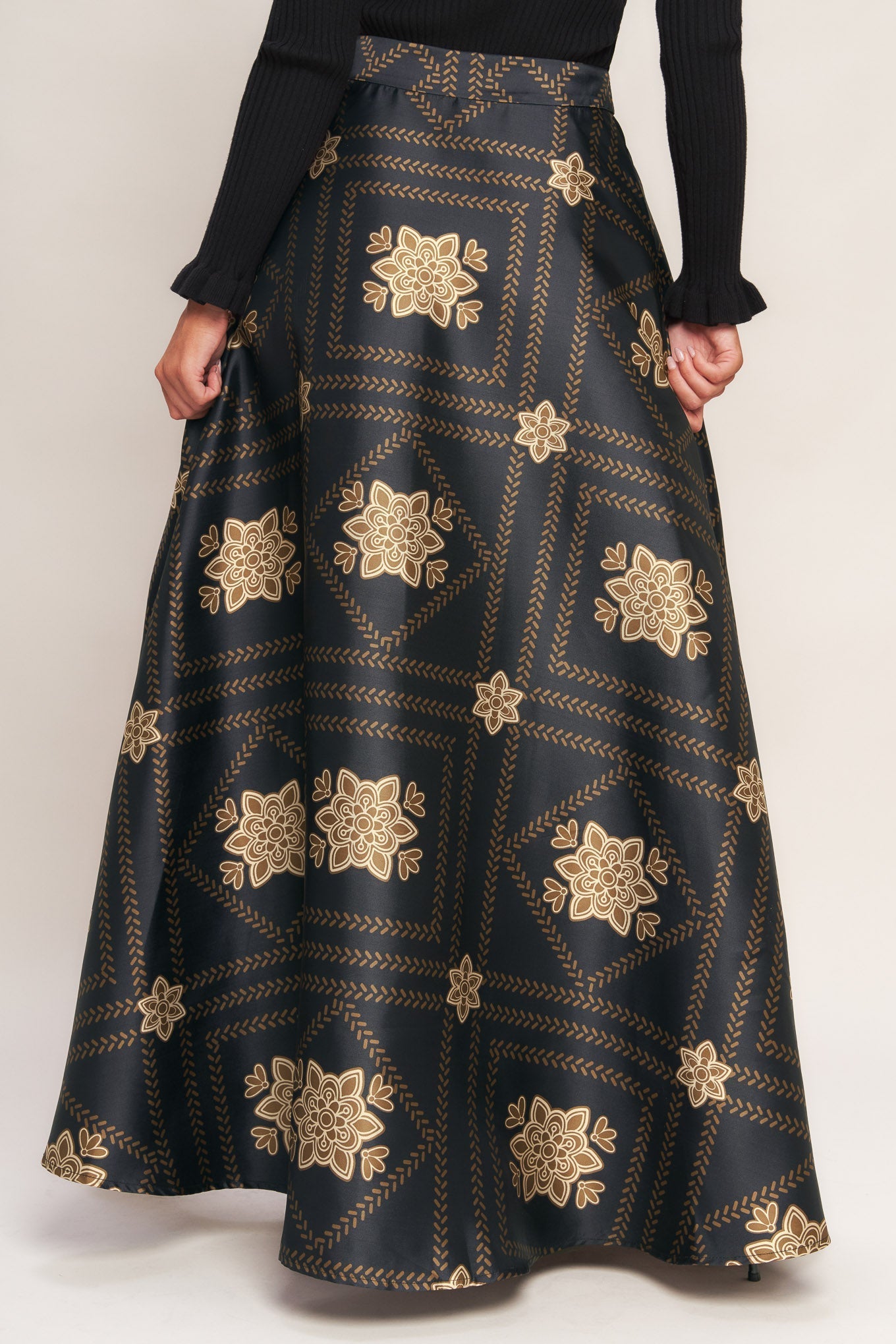 Ornamental Nights Woven Maxi Circle Skirt Printed A Line Flying Tomato