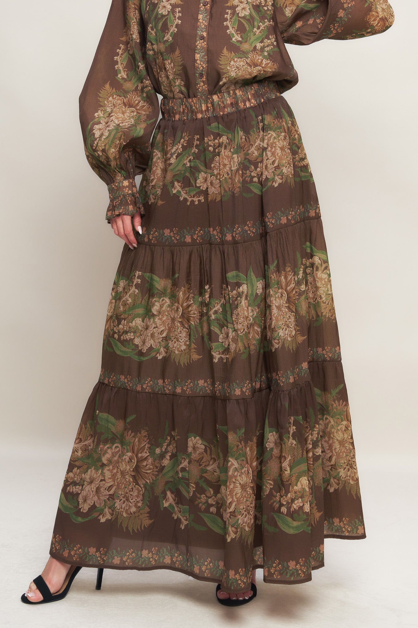 Celebrity Moment Woven Maxi Skirt Elastic Waist Print Flying Tomato