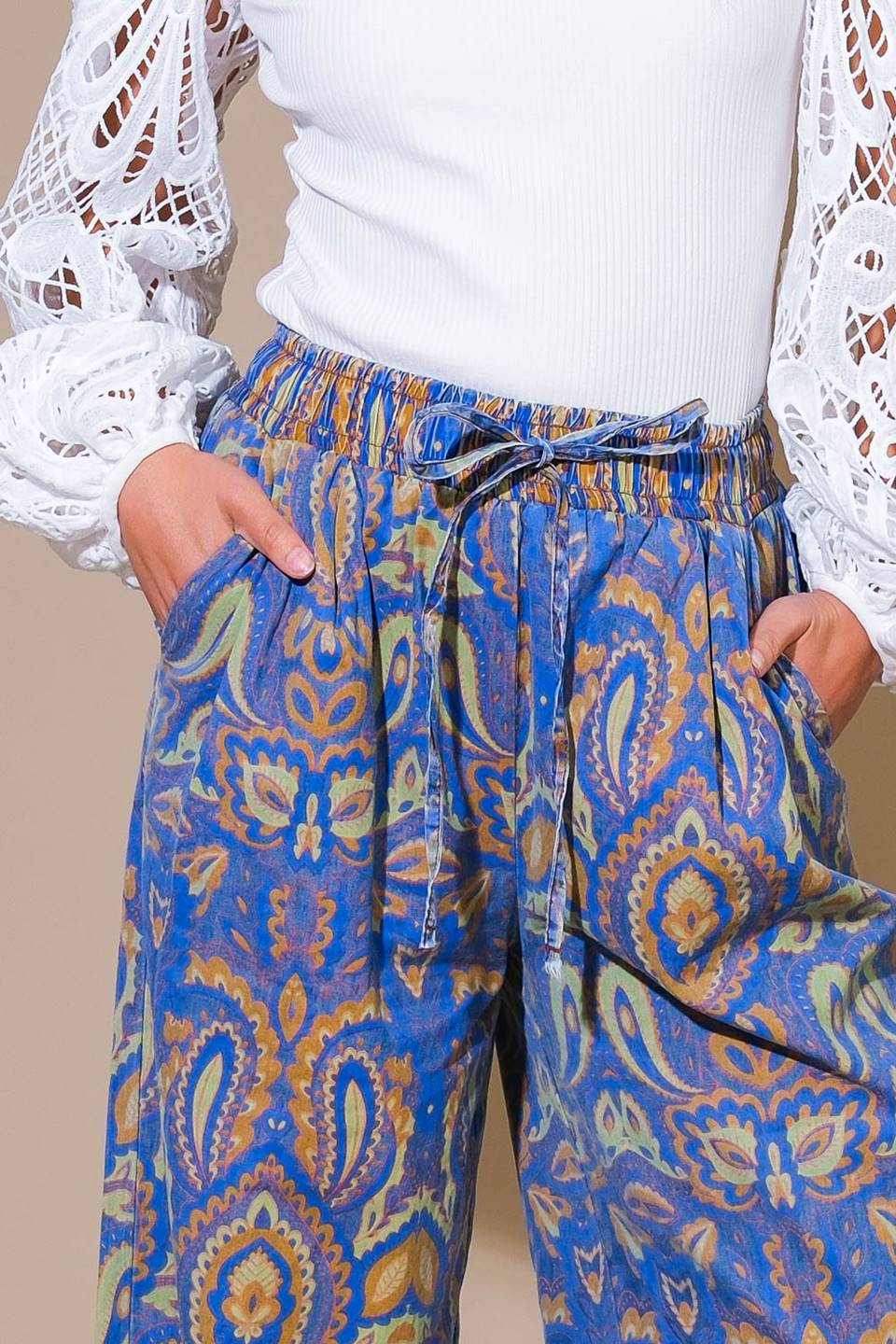 I'M IN CHARGE WOVEN PANTS Flying Tomato