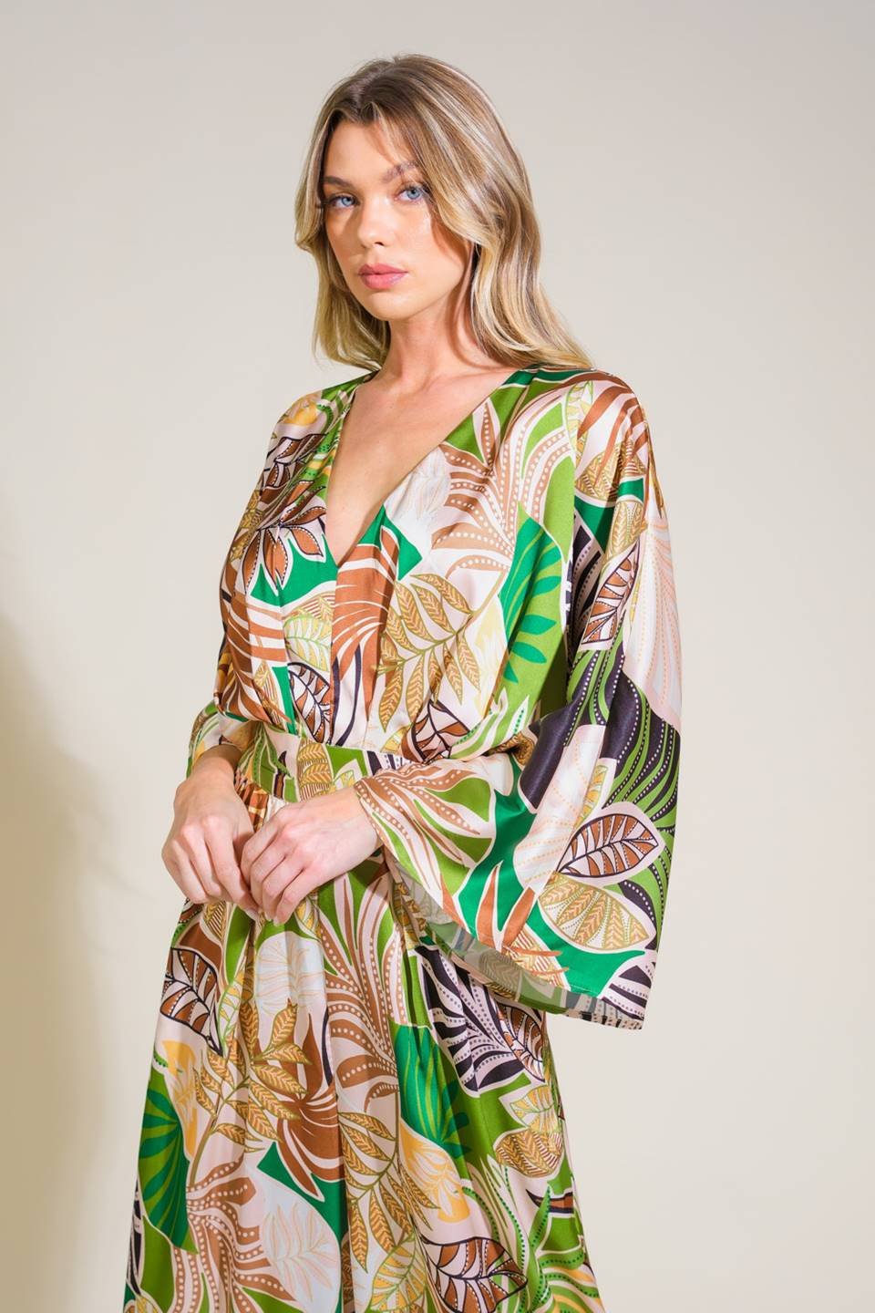 RIPPLE EFFECT WOVEN JUMPSUIT Flying Tomato