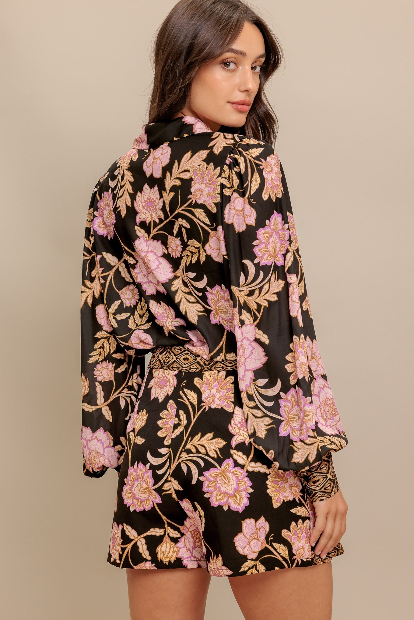 MIDNIGHT BLOOM WOVEN SKORT Flying Tomato