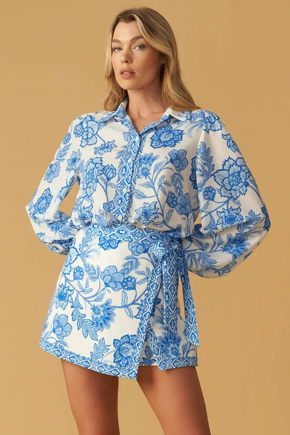 Lovely Darling Printed Woven Skort With Side Tie Zipper Closure Flying Tomato