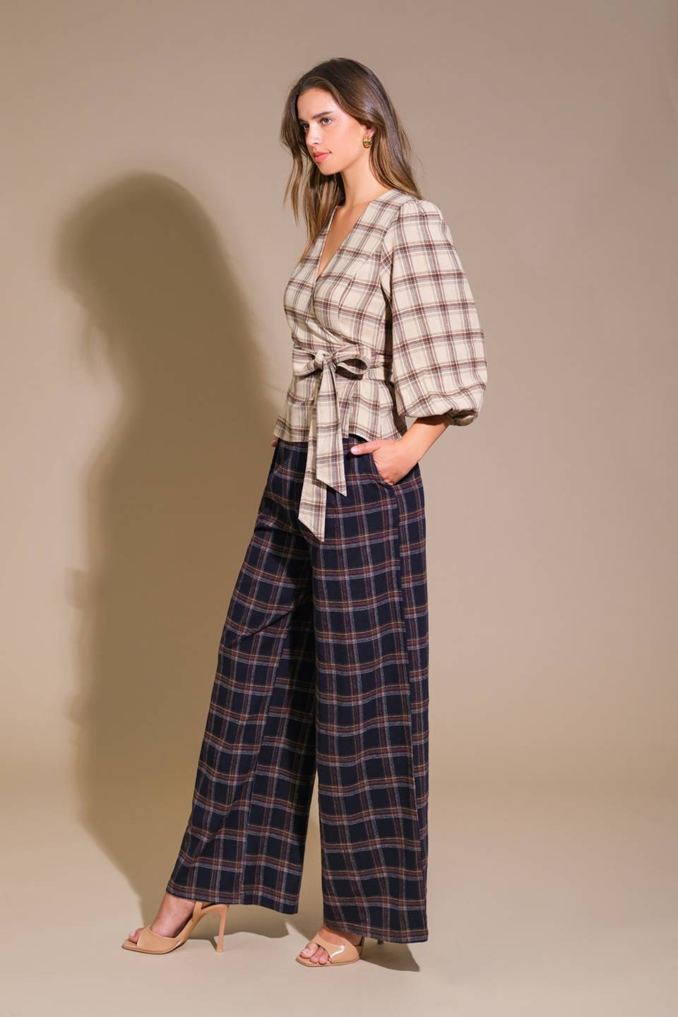 CAN'T FORGET WOVEN PLAID PANTS