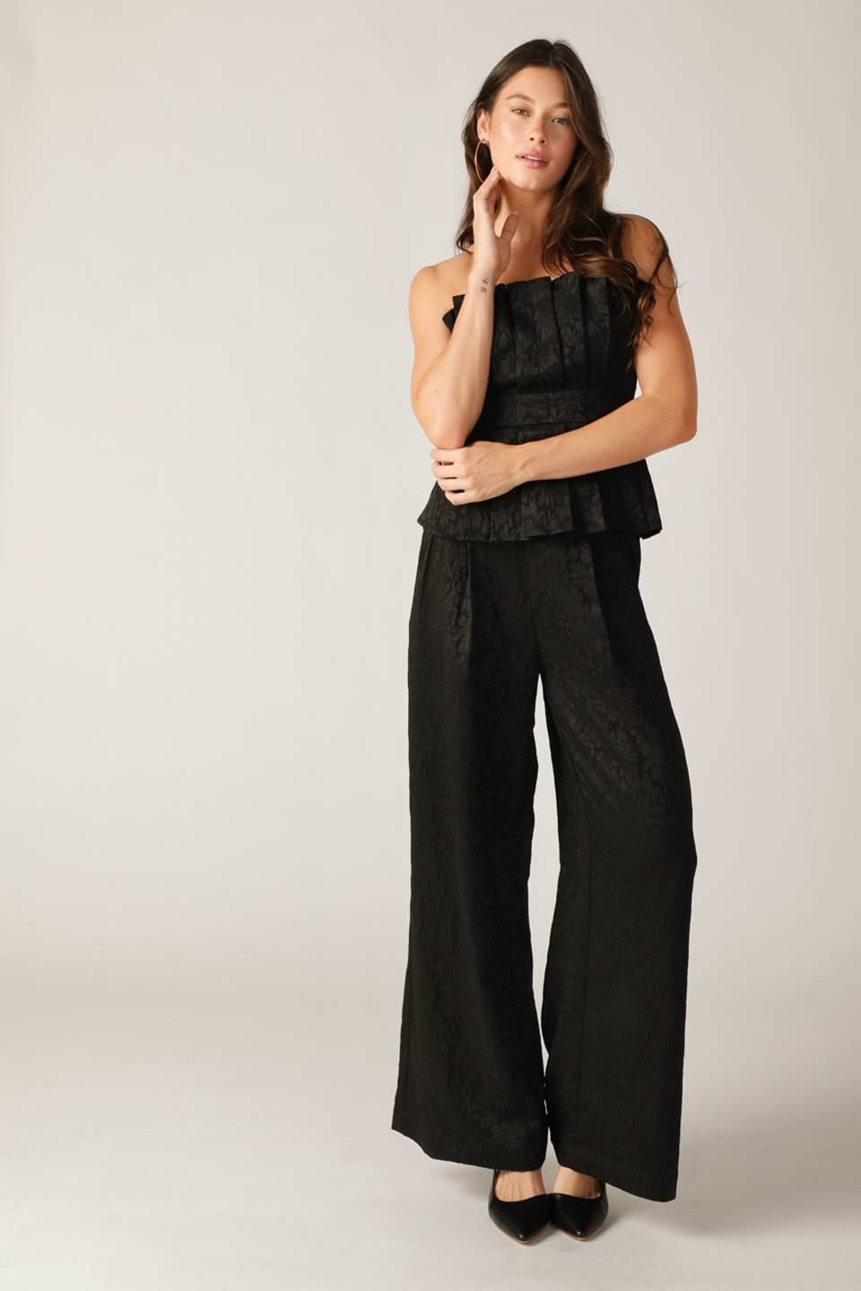 SOPHISTICATED TEXTURED WIDE LEG PANTS