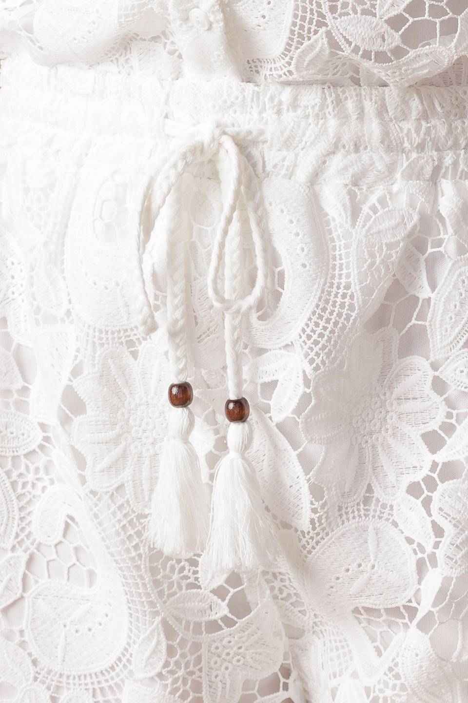 LIMITLESS TIME WOVEN SHORTS Flying Tomato