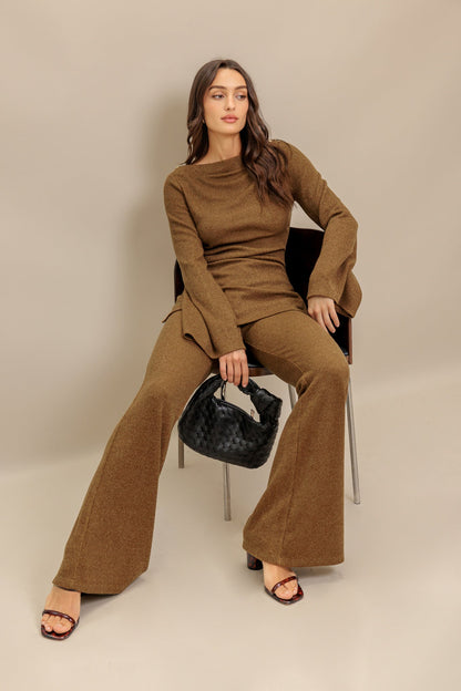 FLARE TOUCH SOLID KNIT PANTS