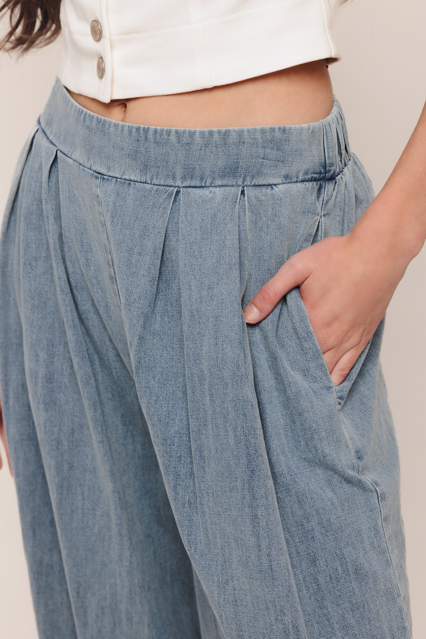 RELAXED DRAPE LIGHTWEIGHT DENIM PANTS Flying Tomato
