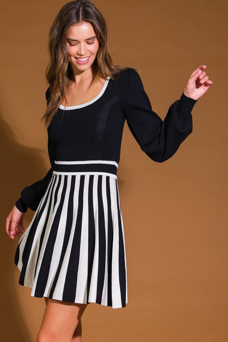 SOFT ATTITUDE WOVEN MINI DRESS Flying Tomato