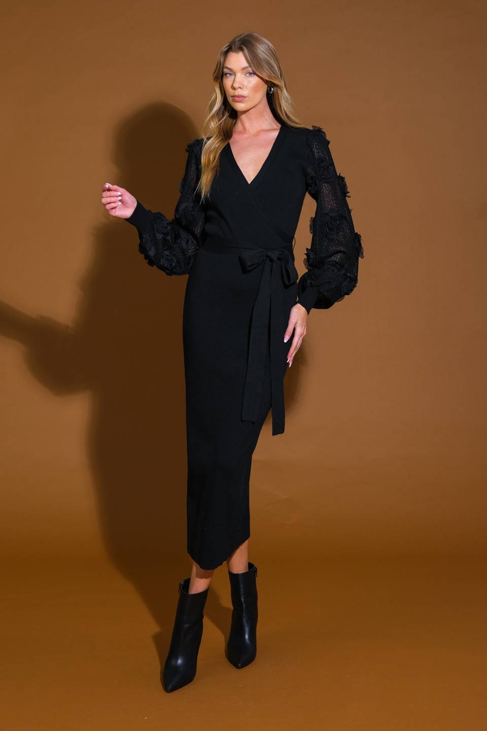 PERFECT BALANCE  SWEATER MIDI DRESS Flying Tomato