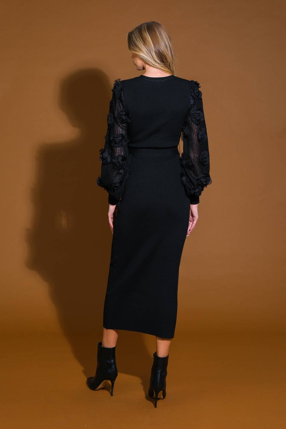 PERFECT BALANCE  SWEATER MIDI DRESS Flying Tomato