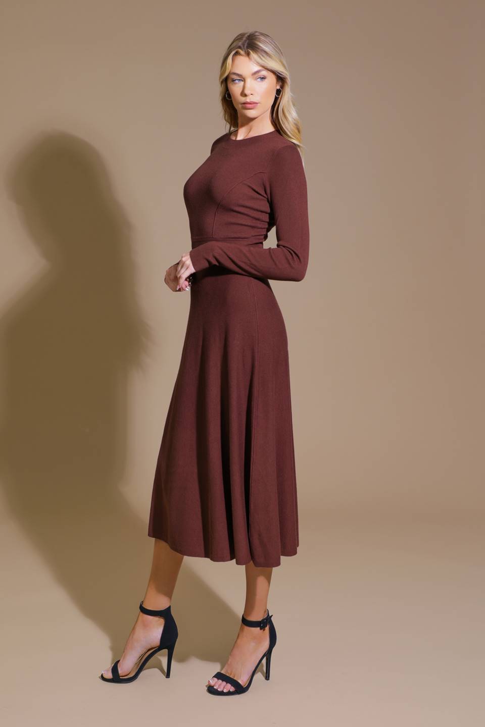 PLACE TO BE SWEATER MIDI DRESS Flying Tomato