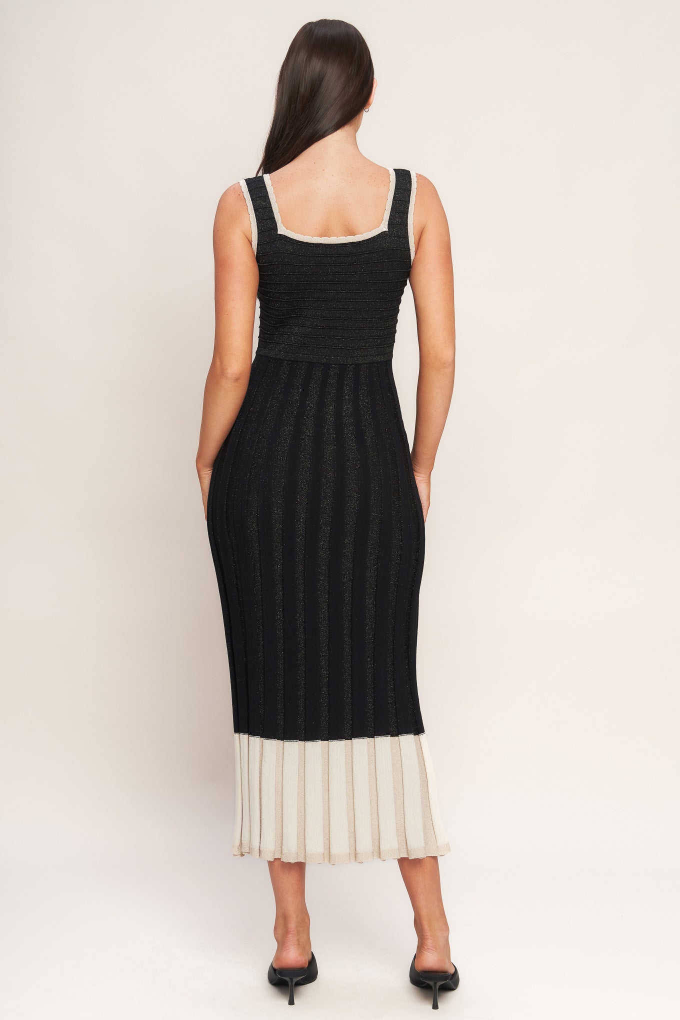 Noir Éclat Sweater Knit Midi Dress Square Neckline Sleeveless Body Contouring Flying Tomato