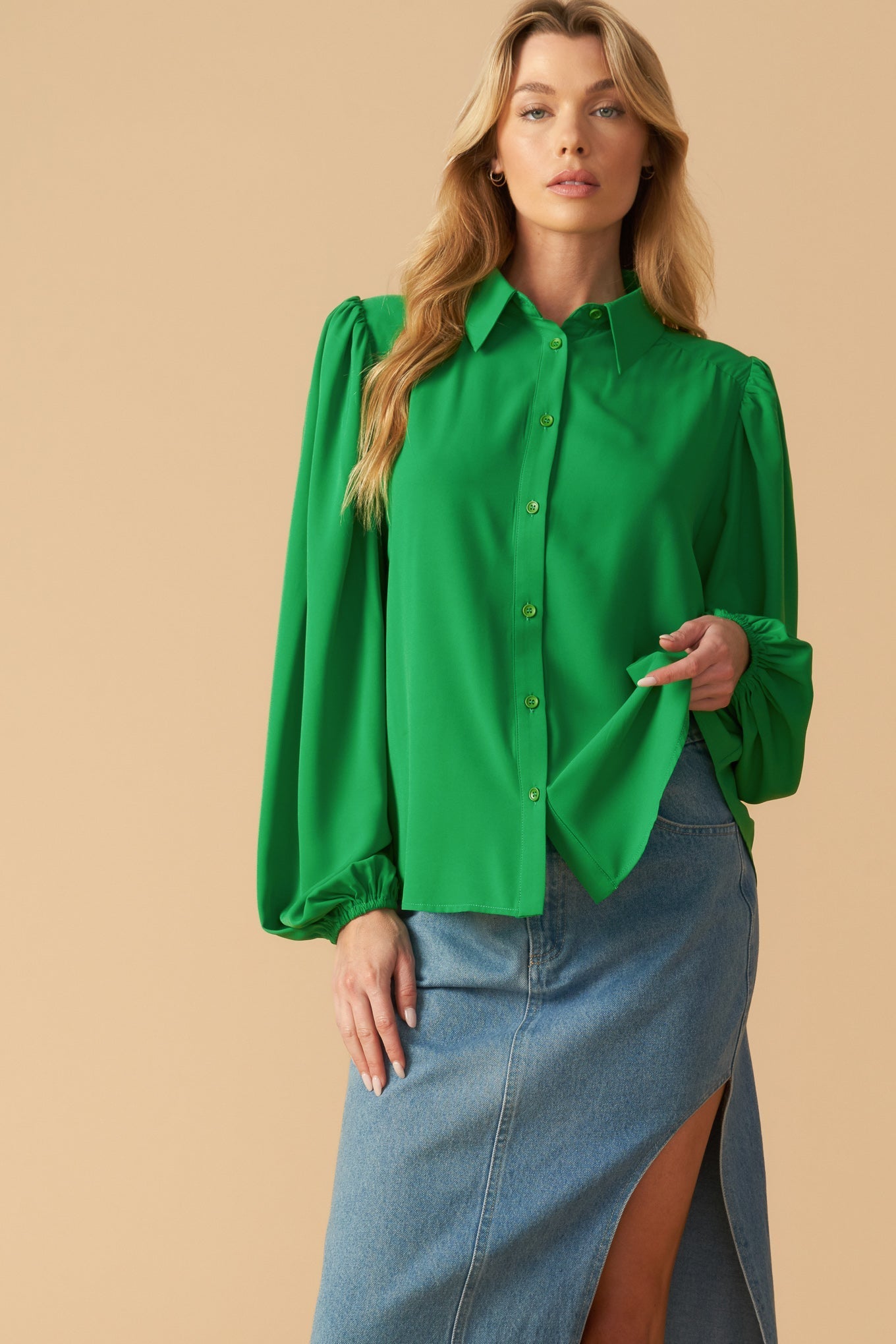 COMFORTABLE CHARM WOVEN TOP Flying Tomato