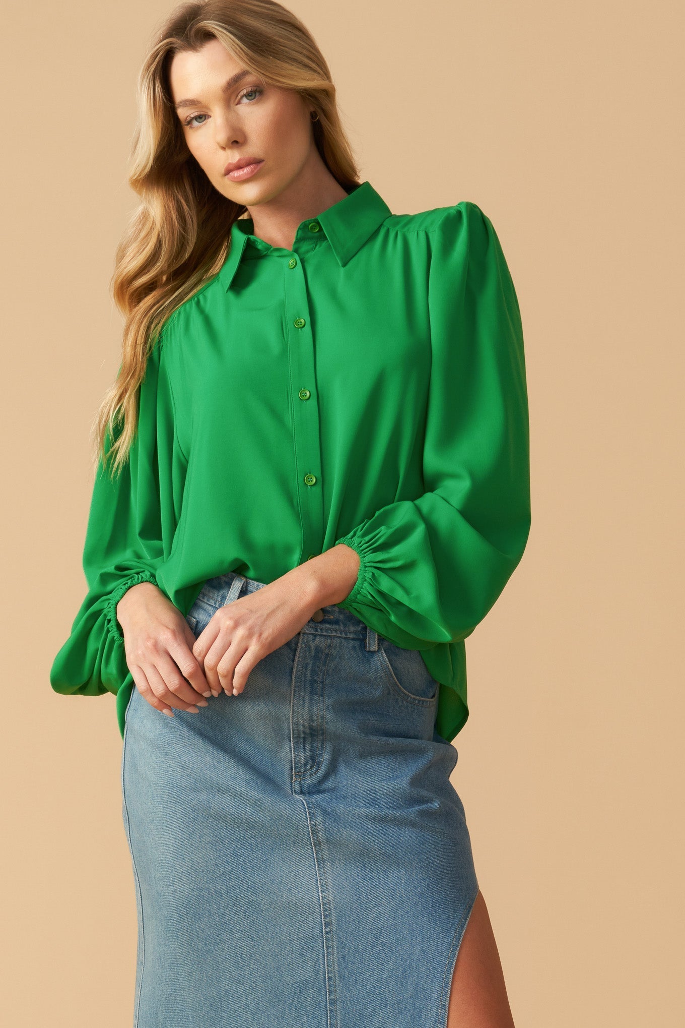 COMFORTABLE CHARM WOVEN TOP Flying Tomato