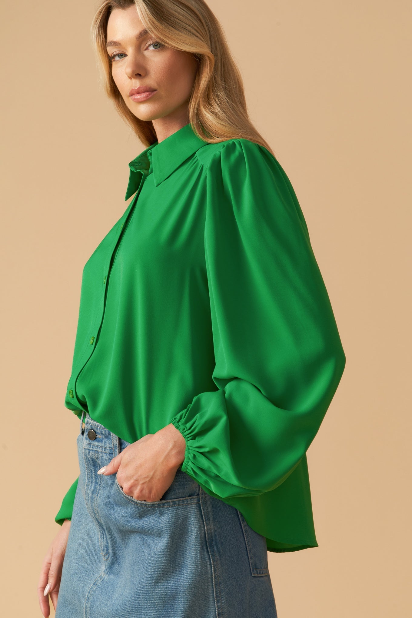 COMFORTABLE CHARM WOVEN TOP Flying Tomato