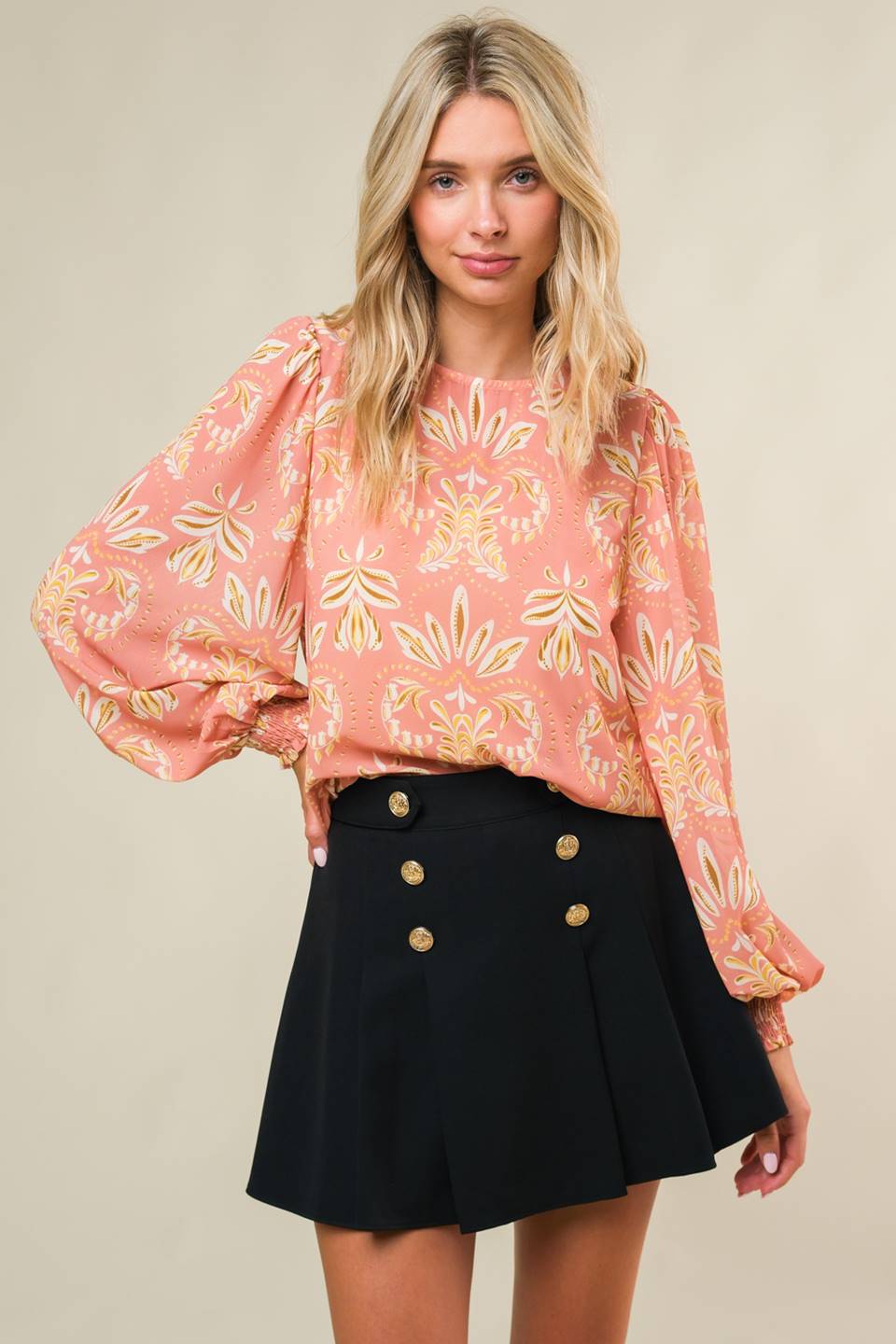 GET THE LOOK WOVEN TOP Flying Tomato