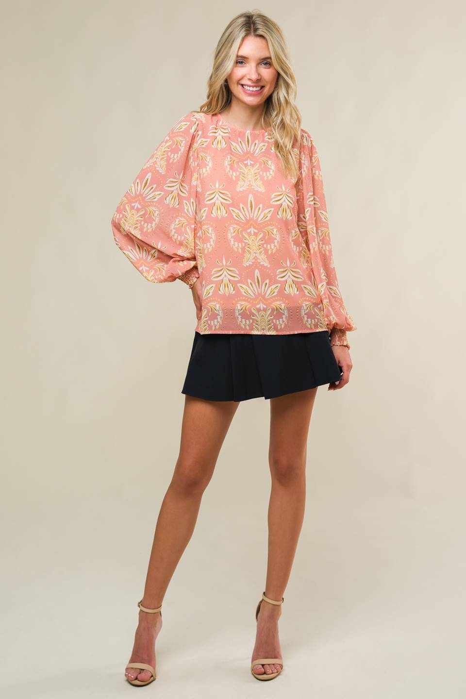 GET THE LOOK WOVEN TOP Flying Tomato
