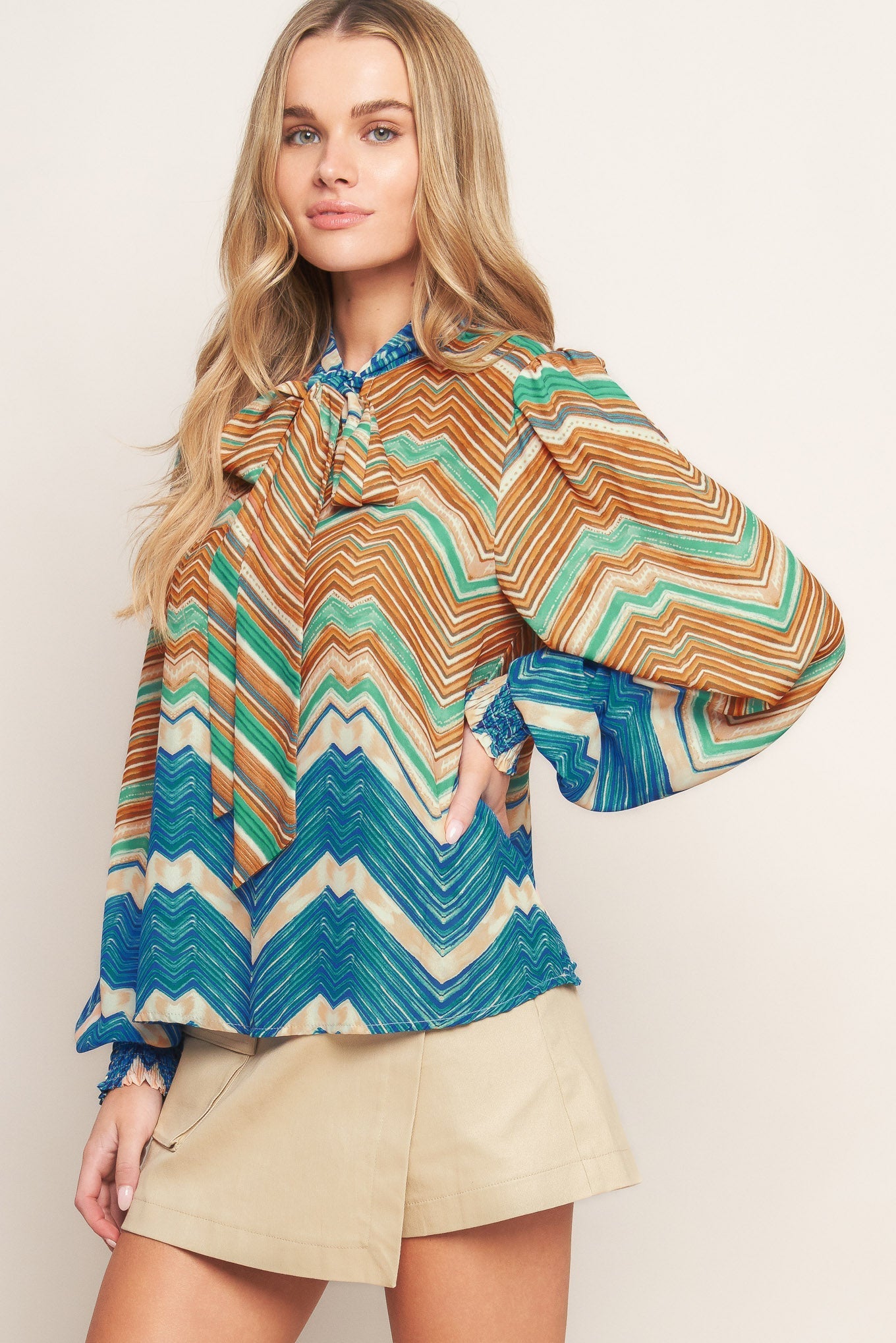 PICKING DAISIES WOVEN TOP Flying Tomato