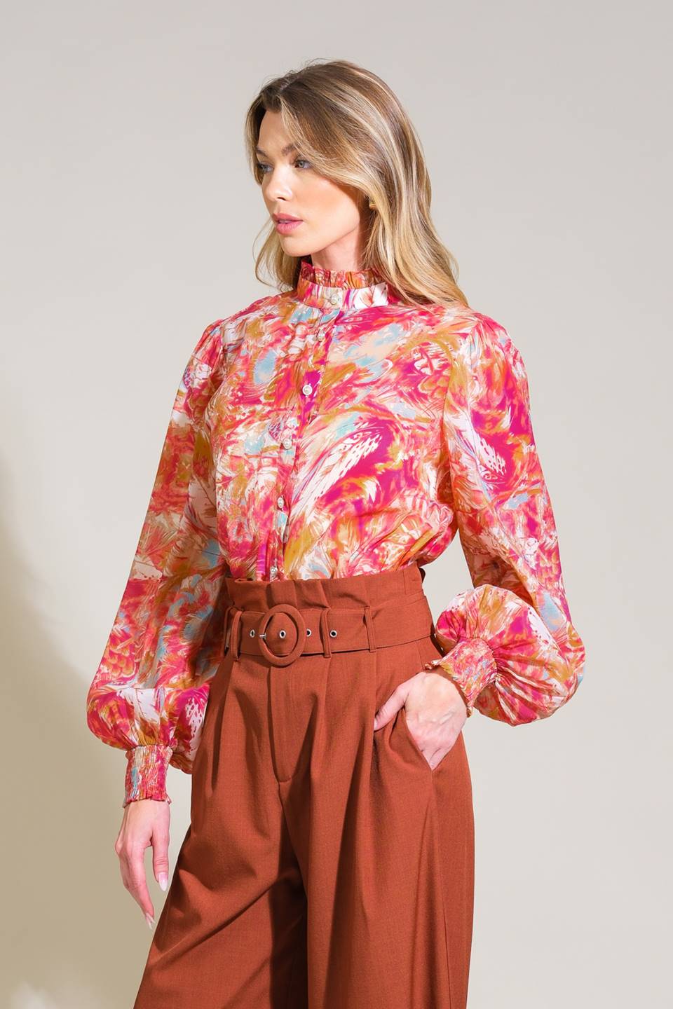 SEASONAL MOVES WOVEN TOP Flying Tomato