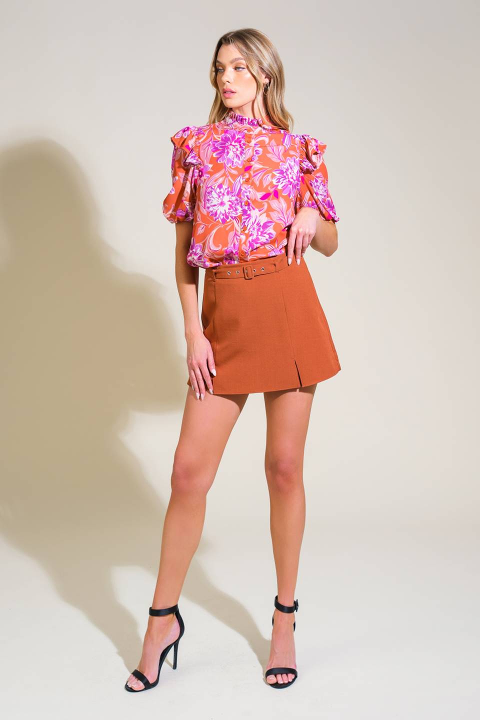 MEMORIES IN FOCUS WOVEN TOP Flying Tomato