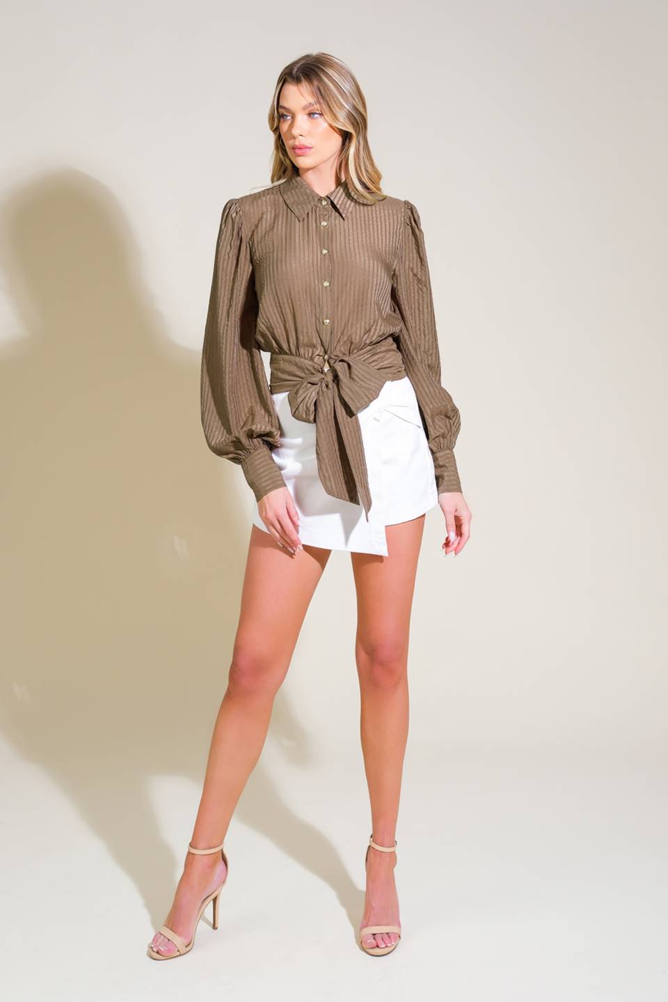 BEHIND THE GRIN WOVEN TOP Flying Tomato