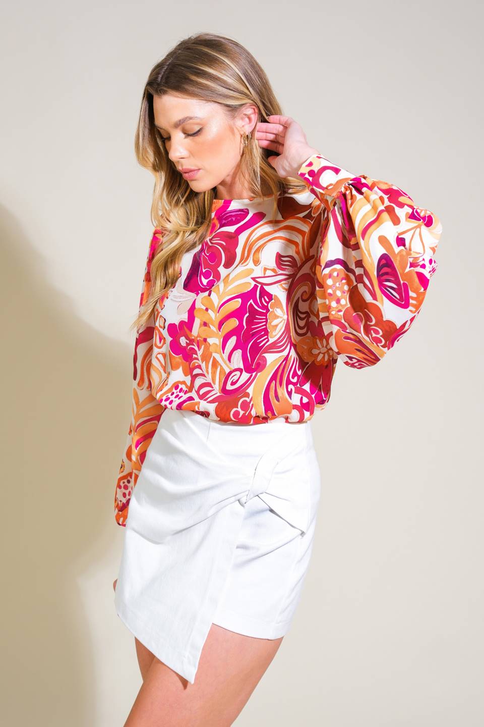 DELICATE TOUCH WOVEN TOP Flying Tomato