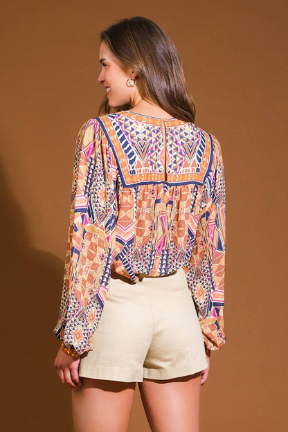 CHIC SERENITY WOVEN TOP