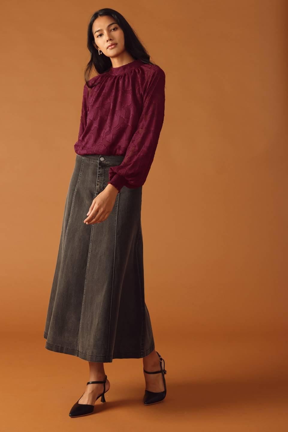 Flying Tomato Solaris Dream Woven Top, side profile highlighting its relaxed silhouette and soft, quality woven material for 