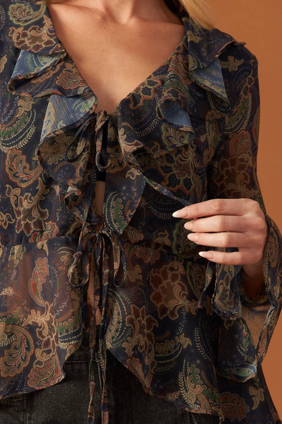 SECRET GARDEN WOVEN TOP Flying Tomato