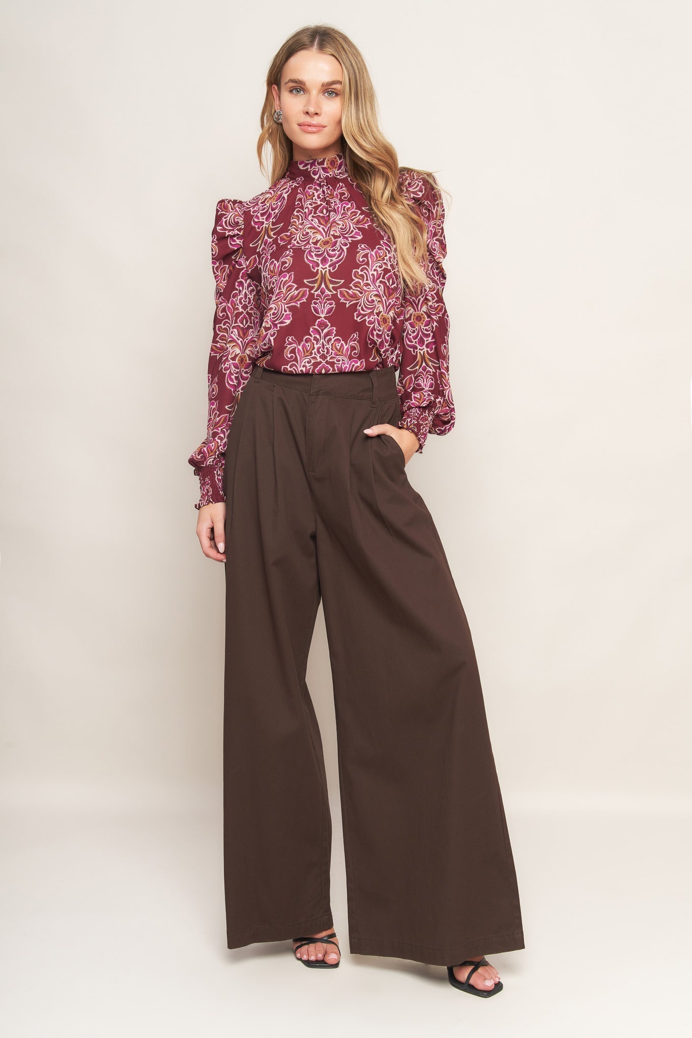 FLOATING ON BY WOVEN TOP Flying Tomato