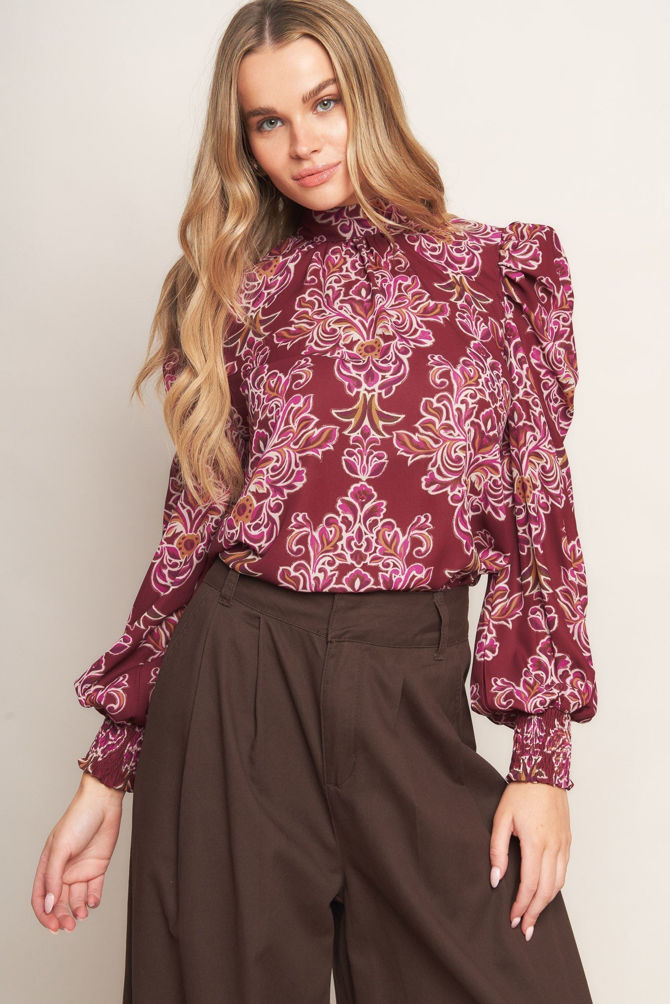 FLOATING ON BY WOVEN TOP Flying Tomato