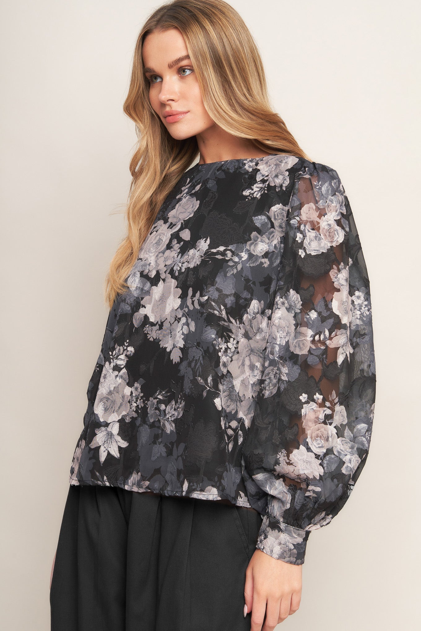 RUNAWAY HEARTS WOVEN TOP Flying Tomato