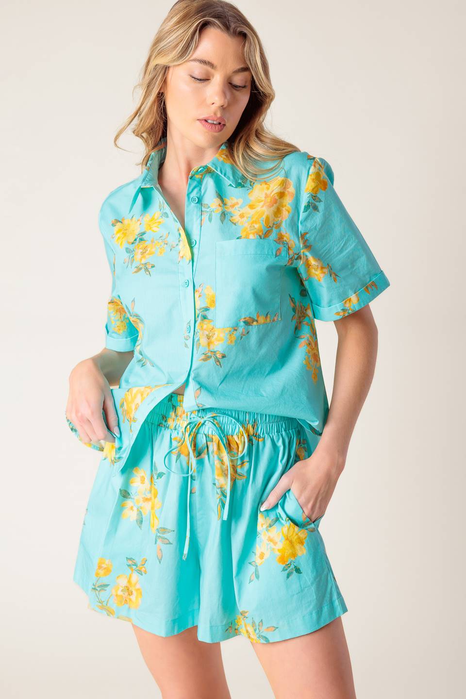 TREASURED TIMES WOVEN TOP AND SHORT SET Flying Tomato