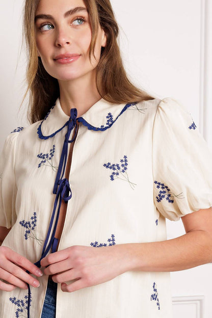 WOVEN EMBROIDERED ROUND COLLAR TOP