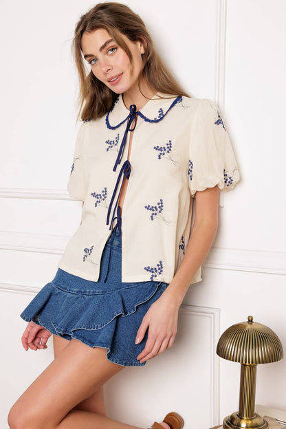 WOVEN EMBROIDERED ROUND COLLAR TOP