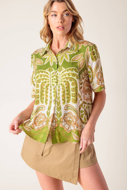 Distant Echoes Green Woven Shirt with Short Sleeves